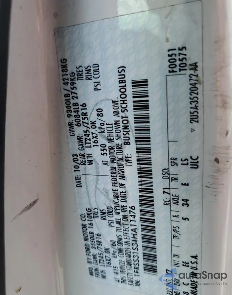 2004 Ford Econoline E350 Super Duty Wagon z USA, uszkodzony, nr VIN 1FBSS31S34HA11476